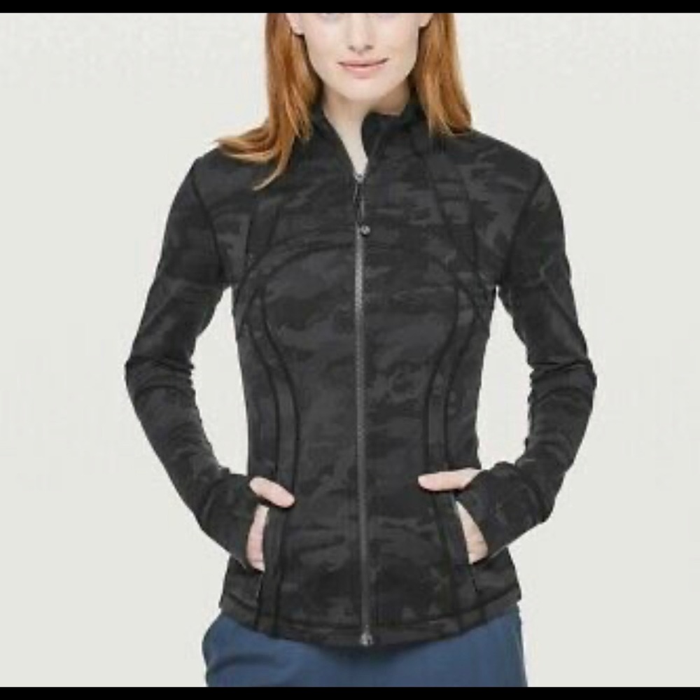 COPY - Lululemon Define zip up Jacket size 2